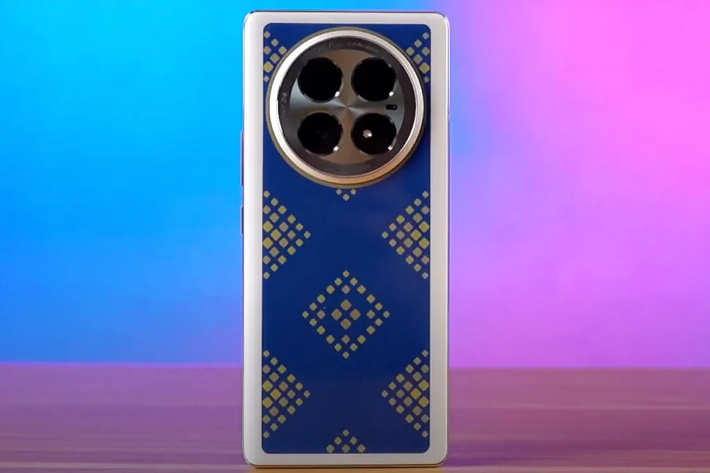 Bu Renk Değiştiren Teknoloji, Akıllı Telefonu Ruh Halinize Göre Şekillendiriyor